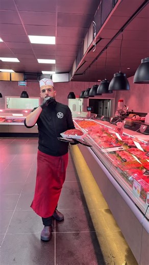 💥 PROMOS DU WEEK-END 💥 📆 Du 23 au 25 janvier 2026 Des prix qui font plaisir, une qualité qui se goûte 😋 Le nouveau catalogue est dispo et clairement… ça vaut le détour 👀 voir ici > urlr.me/nHqxkR 🥩 2 kg de viande hachée à 24 € 🥩 Entrecôte à 18,99 €/kg 🥩 Faux-filet à 16,99 €/kg ❄️ Produits frais & surgelés 🥐 Épicerie pour compléter vos repas 👉 Le bon plan du week-end, c’est maintenant. 📍 Dans tous nos magasins ⚠️ Quantités limitées, premiers arrivés, premiers servis. #Promo #BonPlan #P