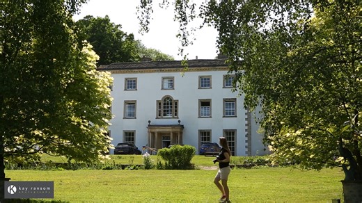 Understanding Shutter Speed (blurring or freezing action) - bite sized photography lesson 1 For more learning tools and info see: https://www.kayransom.com/novice-tutorial-videos/ Kay Ransom Photography #ISOExplained #DSLRBasics #CameraSettings | Kay Ransom Photography | Facebook