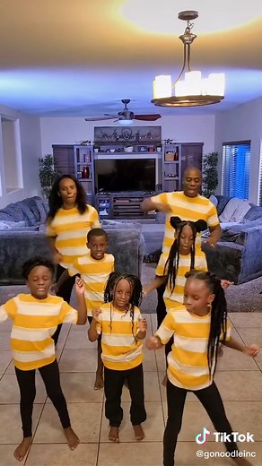 Ask Alexa to play the GoNoodle Playlist on Amazon Music to get the party started! https://gonoodle.lnk.to/BestOfPlaylistID/amazonmusic