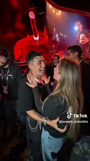 Agradecido por el amor y apoyo en este momento especial