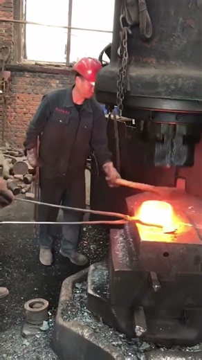 Heavy Metal Forging Process | Extreme Red Hot Steel Shaping
