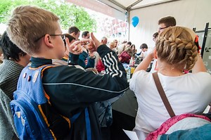 Piknik naukowy 2024 w Warszawie już w ten weekend. W Warszawie odbędzie się największa taka impreza plenerowa w Europie