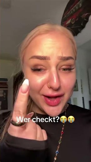 😭😭😭 #nailpain #shorts