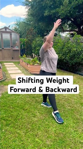 Big Movements and Weight Shifting for Parkinson’s #physicaltherapy #parkinsonsdisease #exercise #pt