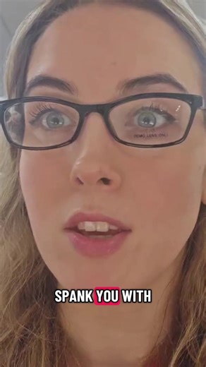 *spanks* #emilycc #lol #streamer