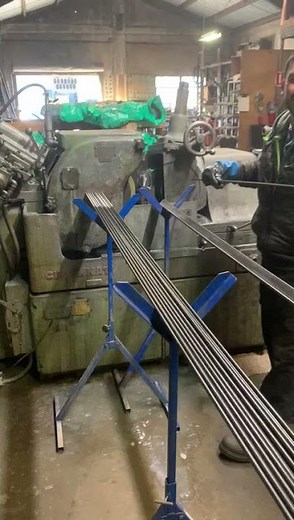 WIRE TAPERING WITH A CENTERLESS GRINDER