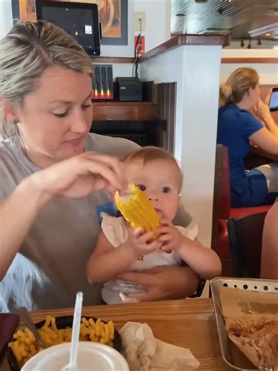 Adorable Baby Reactions That Will Melt Your Heart