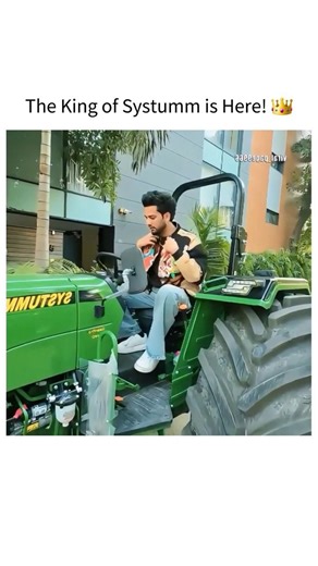 Elvish Yadav 🔥 King of Systumm 👑 | Most Powerful Entry Ever! #Shorts