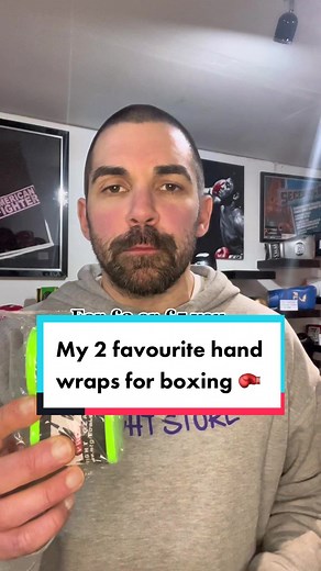 🥊 The best hand wraps for boxing 💯 There’s lots more but for the money & quality you get these in my opinion are the best 👌 Quality stretch fabric, secure Velcro strap, and a brilliant price #secondsout #handwraps #boxingtips #boxinghelp #blxingequipment #boxingwraps
