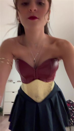 Creative Wonder Woman Halloween Costume Ideas