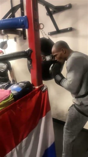 The ogre lookin’ #ogremode Like Mayweather training for Tyson #boxing