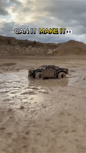 Traxxas UDR Driving Through Mud