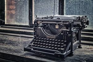 Первая печатная машинка: когда появилась, кто придумал, история создания