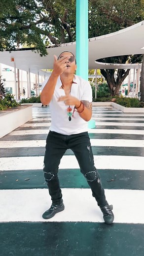 BÉ-SA-ME… #EHLACOSA 🕺🏻 Más detalles en el link de mi bio #GameChangersAM