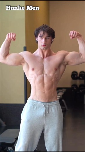Amazing body#aesthetic#muscle#motivation#posing#abs#chest#biceps#model#body#hunk#gym#work#back#bulge