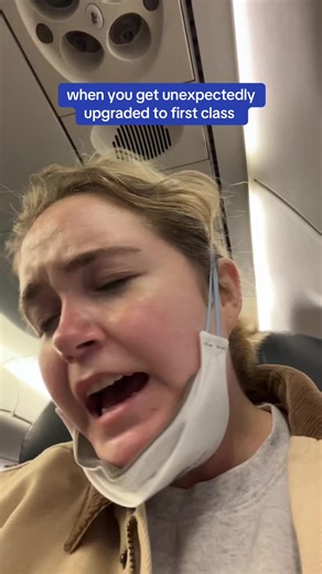 but also I’m pretty sure I saw a colonial woman on the wing churning butter…she is out there right NOW #thanksgiving #travel #flying #bridesmaids #airport