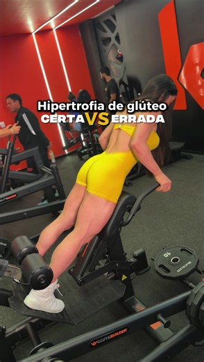 Quer usar o banco romano para potencializar a hipertrofia dos glúteos? 🍑🔥 A execução faz toda a diferença! Ajustar a posição do corpo, controlar o movimento e entender como direcionar o esforço pode mudar completamente o estímulo no exercício. No vídeo, mostro os detalhes para aproveitar melhor o banco romano no treino de glúteos. Salve para testar no próximo treino! 💪