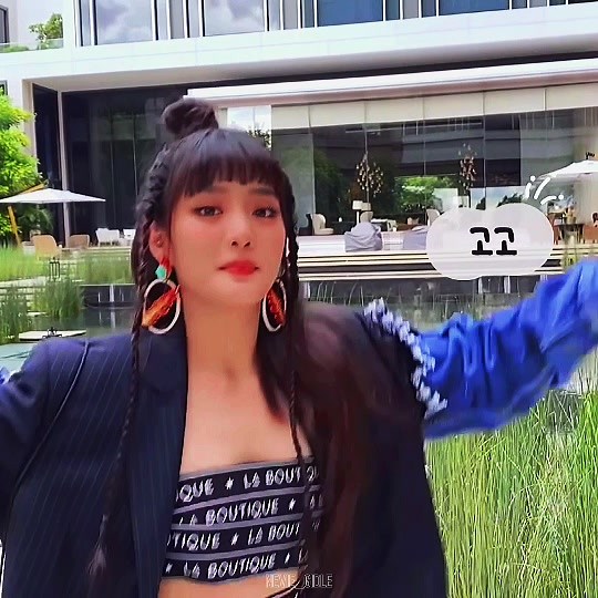 Celebrating Minnie's Birthday with an Edit | GIDLE Kpop Neverland