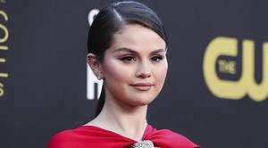 Selena Gomez visar upp nya frisyren – trendiga wolf cut