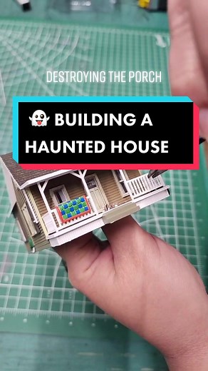 Creating a Spooky Haunted House Diorama | DIY Halloween Hobby