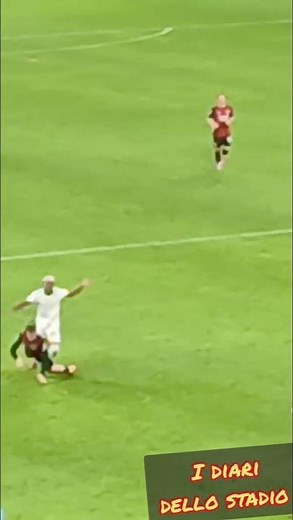 Milan-Roma 1-0, cosa è successo tra Saelemaekers e Wesley. #asroma #acmilan #football #milan #roma