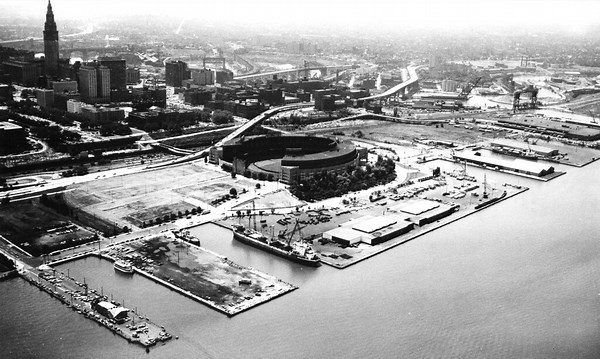 Stadium history: A look back at decades of Browns games played on the lakefront