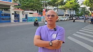 Cả nhà ơi, Color Man đã trở lại! Trong video mới nhất này, mình đã lên đường "truy tìm" hương vị bánh mì Nha Trang ngày xửa ngày xưa mà Color Man vẫn luôn nhớ thương suốt 18 năm qua. Liệu bánh mì Nguyên Hương có phải là "chân ái"? Cùng Color Man khám phá Nha Trang và thưởng thức món bánh mì "huyền thoại" này nhé! #ColorMan | Color Man