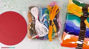 🪡 String art looks so beautiful, but hammering in all those nails to make pretty patterns seems tedious. Wouldn't it be great to let a machine do all the work? Good news! You can use your Cricut or any cutting machine to make string art templates! I've set a few up for you, but with these tips, you can make your own patterns! Check out the process in the video below and then grab the free SVGs on my blog! 🧵 JenniferMaker.com/string-art-patterns | JenniferMaker.com