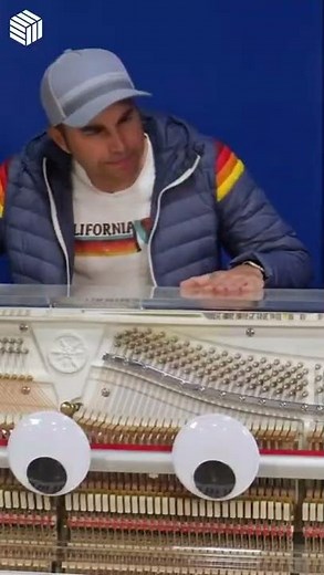 Robot Piano That Speaks like Human and Can Play ‘Rush E’ ‪@MarkRober‬