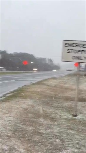 SNOW IN FLORIDA ❄ While the Tampa Bay area didn't see any, several areas had snowfall throughout the Panhandle Sunday: https://www.wtsp.com/article/news/regional/florida/florida-snow-videos-photos-2026/67-82b217ca-a506-46e1-8f00-8cc60bb300ae?utm_medium=social&utm_source=facebook_10_Tampa_Bay | 10 Tampa Bay