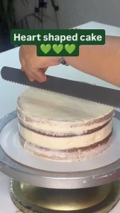 39 reactions | Heart shaped cake❤️❤️❤️ I was a little bored of my...