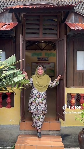 Muzik Video Raya Tahap 1 SK Gombak Setia