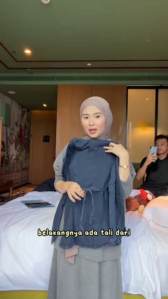 Unboxing Local Hunt's Travel Mukena