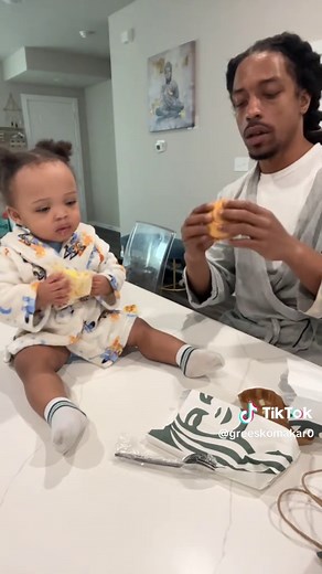 Starbucks Breakfast Review: Egg Bites and Burritos