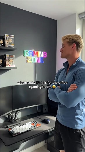 £9.50 for this 30cm wide gaming led neon sign perfect for the kids gaming room #gaming #gamergirl #kidsroom