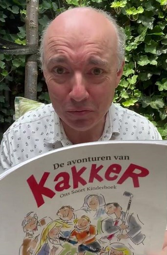 Anne-Fleur: Vakantie in Zuid-Frankrijk, plukt wat bloemetjes…www.deavonturenvankakker.nl #booktok