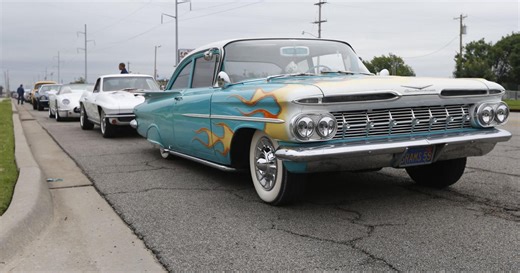 Tulsa going for record-setting classic car cruise to celebrate Route 66 centennial