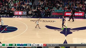 LaMelo Ball gets the layup