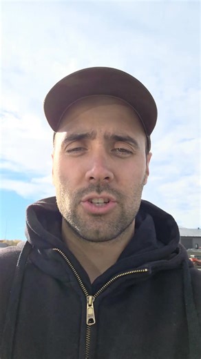 Programmation sur un Hino remorque aujourd’hui chez Diesel Performance AB! 🚛💻 Si tu pensais qu’on faisait juste des pickups, détrompe-toi! On touche à tout ce qui roule au diesel, du camion lourd à l’équipement agricole et industriel. Même principe : plus de performance, plus d’efficacité, et des résultats concrets sur la route ou au travail. 💪 Peu importe la machine, on la fait performer! ⚙️ Pour informations, contactez nous en privé sur messenger ou par téléphone au 581-989-8092. | Diesel P