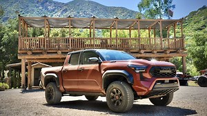 2024 Toyota Tacoma Hybrid Review: Monster torque with off road chops | Reviews