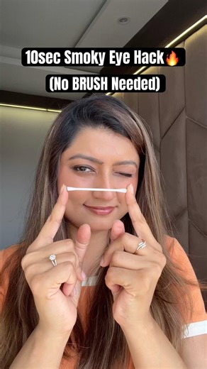 Stop! You don’t need brushes for a perfect smoky eye😳 #makeup #smokeyeye #youtubeshorts #shorts