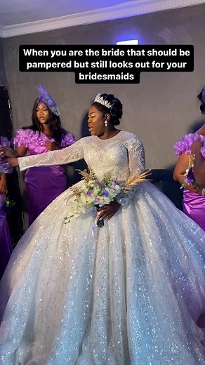 We made this beautiful luxury wedding dress in 5days for our American bride who got married in ogun state. when the bride is a selfless Queen. see as she made sure her bridesmaid looked good as well. congratulations and best wishes mam. . For INQUIRES/bookings please 2349136608128. Please chat with our customer care REPRESENTATIVE to book dress. We ship worldwide. delivery attracts a fee. . #fyp #trendingsoundnow #bride #2inweddinngdress #rentadressnostress #rentadressnostressltd #nigeriantiktok