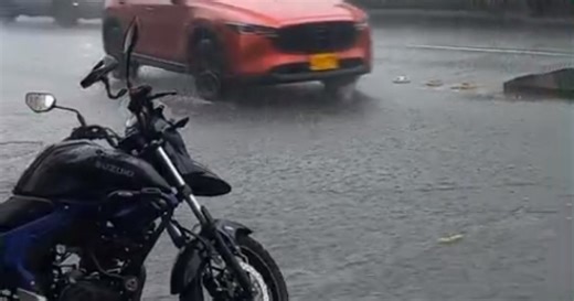 Video: lluvias de este viernes en Manizales causan derrumbes y afectan viviendas