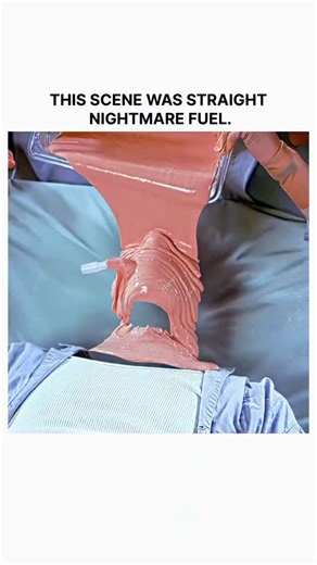 USAHubOfficial🇬🇧 on Instagram: "🎬 Movie — Hollow Man (2000) 🧠 Genre — Sci-Fi / Thriller / Horror ⏳ Runtime — 1h 59m ⭐ Rating — 5.8/10 IMDb 📌 Overview — A brilliant but unstable scientist turns himself invisible, but the power corrupts him and he becomes something far more dangerous than anyone expected. ❤️ Why it’s loved — It’s creepy, intense, and way ahead of its time in visual effects. That feeling of helplessness and fear sticks with you. 👥 Key Cast — Kevin Bacon, Elisabeth Shue, Josh