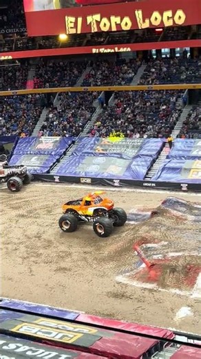 El Toro Loco Pirouette 2 Wheels Skill Challenge - KeyBank Center in Buffalo, NY on 2-21-26