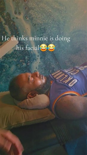 #pranks #lavitanuova #wellnessspa #funny #husbandprank @Tattoos by Kimeshan 😂😂😂