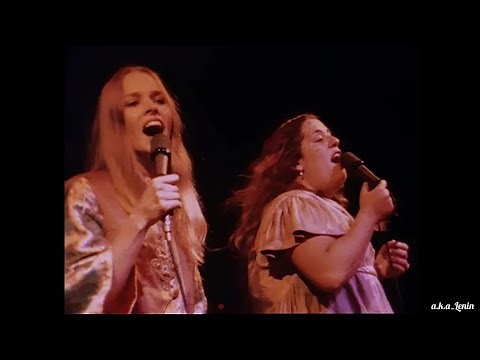 Somebody Groovy ( Live Monterey 1967) The Mamas and The Papas ~ Michelle Phillips voice added