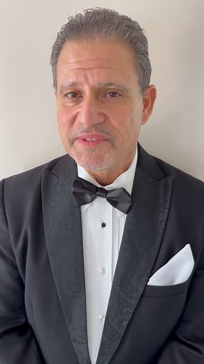 Meet Sidney Cochran played by Michael Schenker. California Suite by Neil Simon 🎭 Opening Weekend was a HIT! Don't miss all the fun in this potpourri comedy of scenes! Follow the links below for your tickets! 🎟 November 9>>>https://www.sunrisefl.gov/Home/Components/Calendar/Event/16147/56?backlist=/departments-services/leisure-services/theatre-art-gallery November 14, 15, 16, 21, 22, 23>>>https://www.myboca.us/2646/California-Suite Directed by Carla Zackson Heller | Curtain Call Playhouse