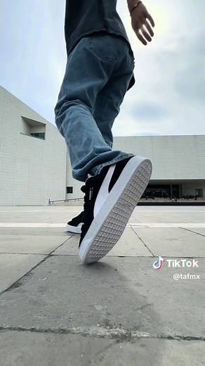 PUMA Suede XL: Marca la Diferencia con Tu Estilo