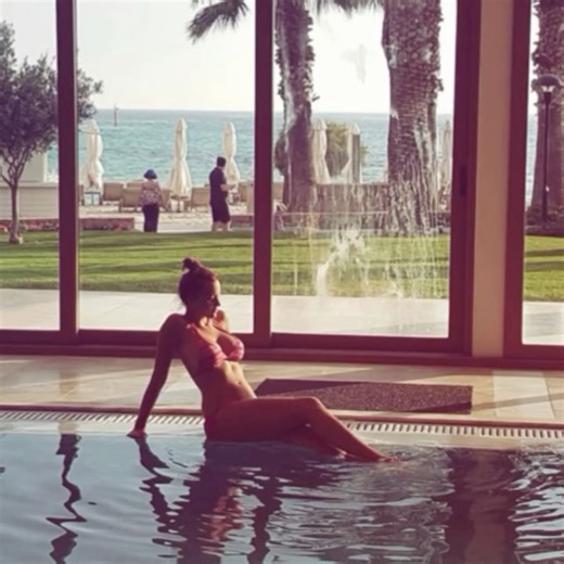 Aleksandra Prijović on Instagram: "2016 is back? ☀️🍒 ✩ @aleksandraprijovic • • • • • • #aleksandraprijovic #prijovicka #prijomanija #2016 #zvezdegranda"